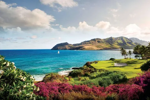 Coastal golf green and bay view near The Royal Sonesta Kaua'i Resort Lihue.