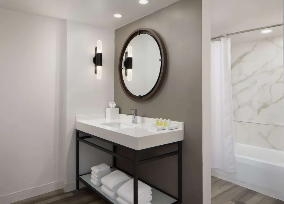 Two Queens Ocean View bathroom vanity at The Royal Sonesta Kaua'i Resort Lihue.