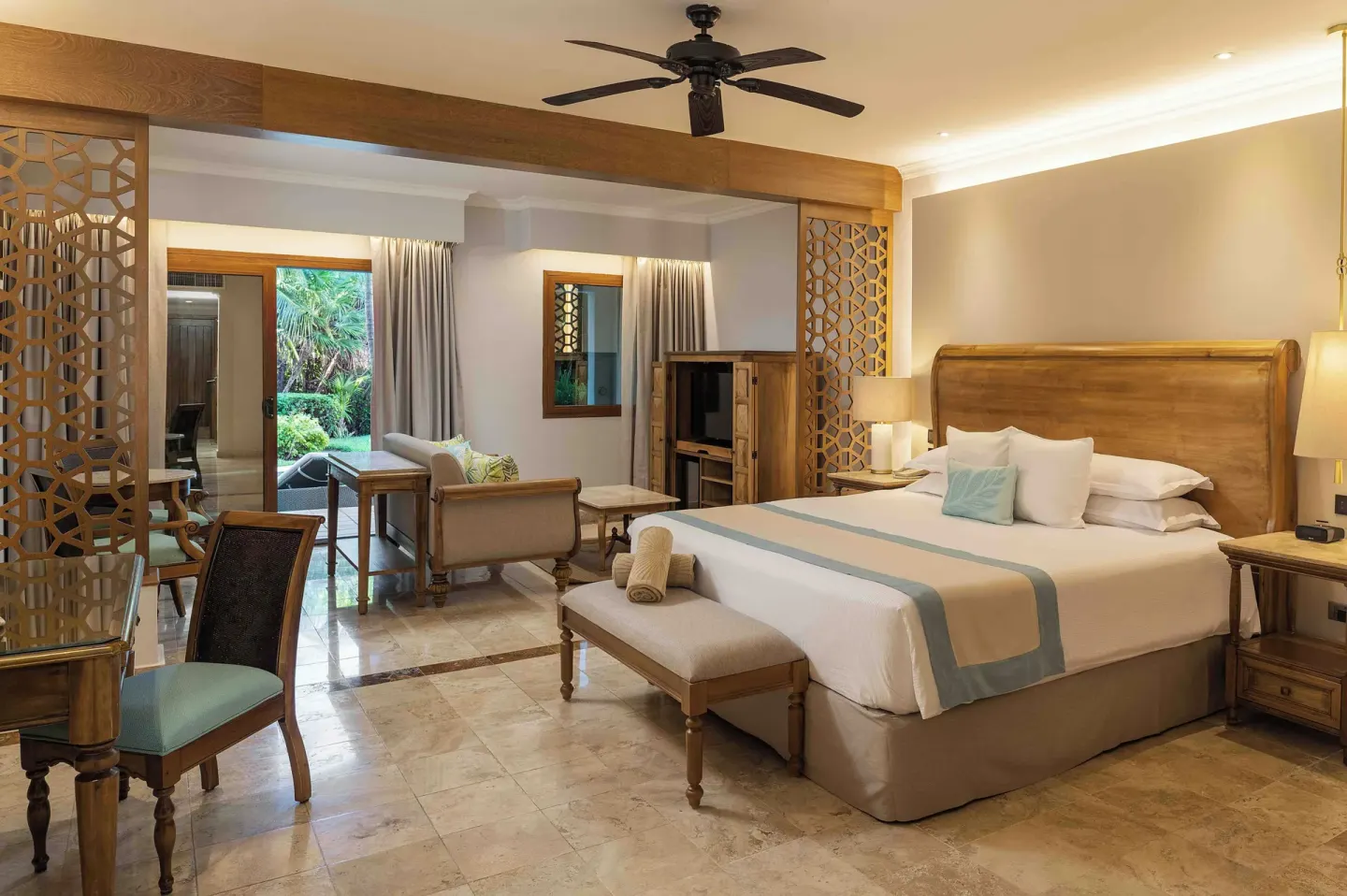 Golden Swim Up Junior Suite with king bed at Valentin Imperial Riviera Maya.