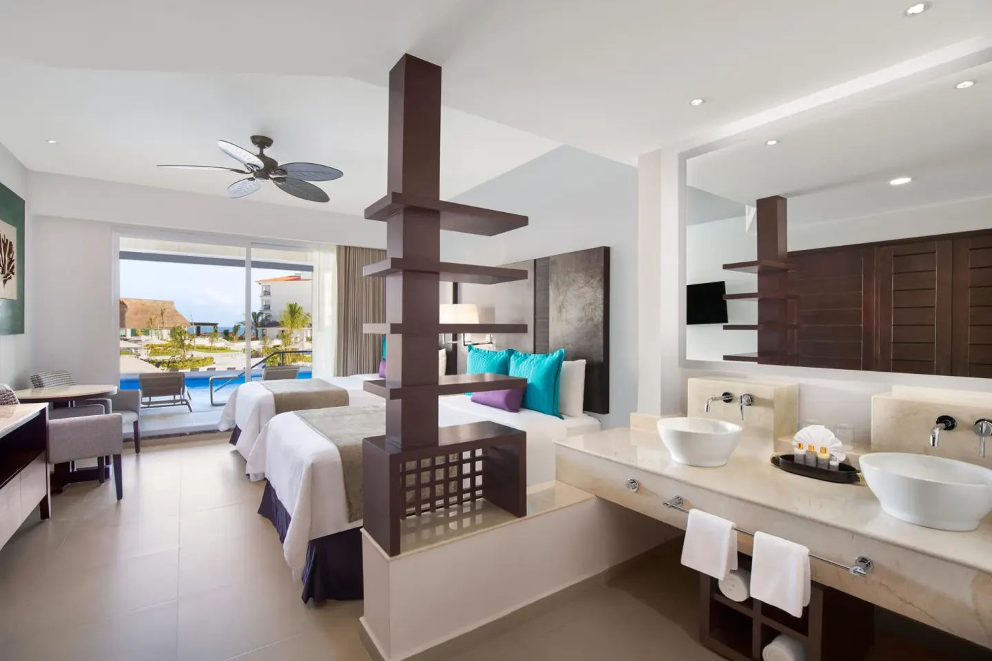 3 Bedroom Suite Platinum Official 1