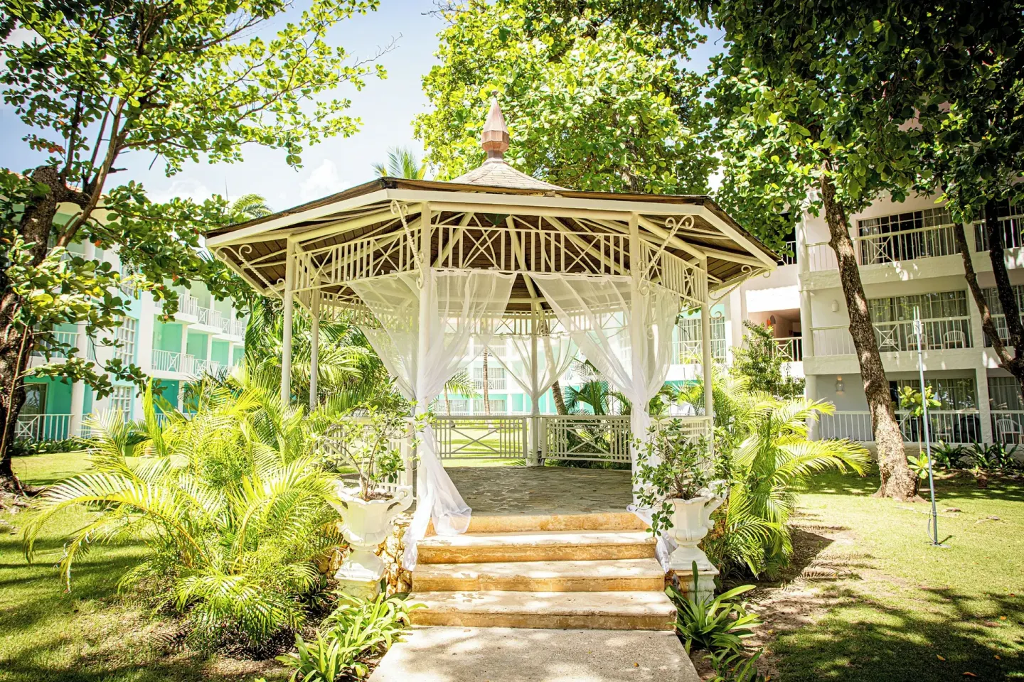 Garden gazebo surrounded by tropical greenery at VH Gran Ventana Beach Resort.