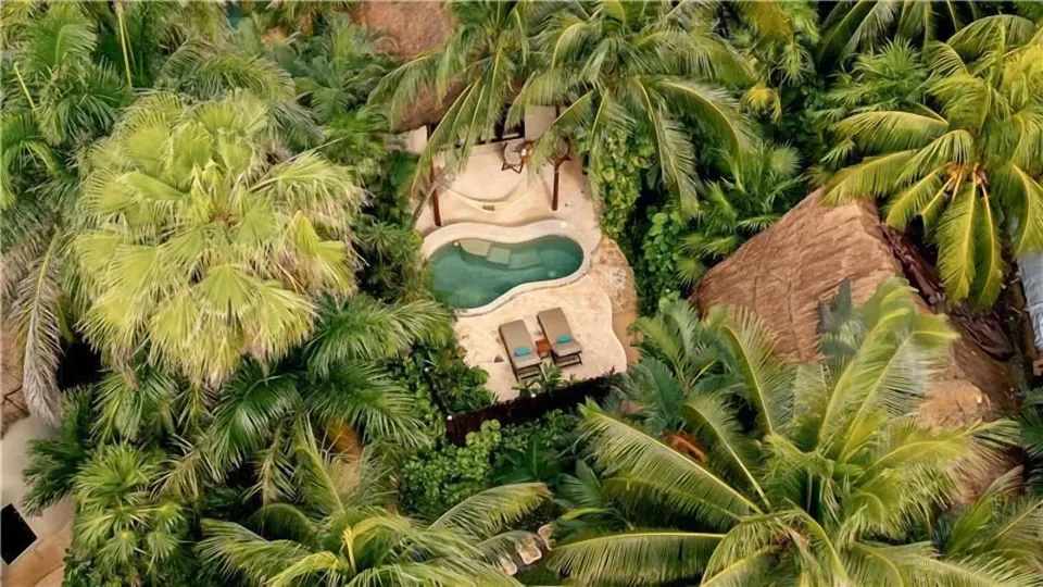 Aerial view of a Signature Villa plunge pool at Viceroy Riviera Maya.