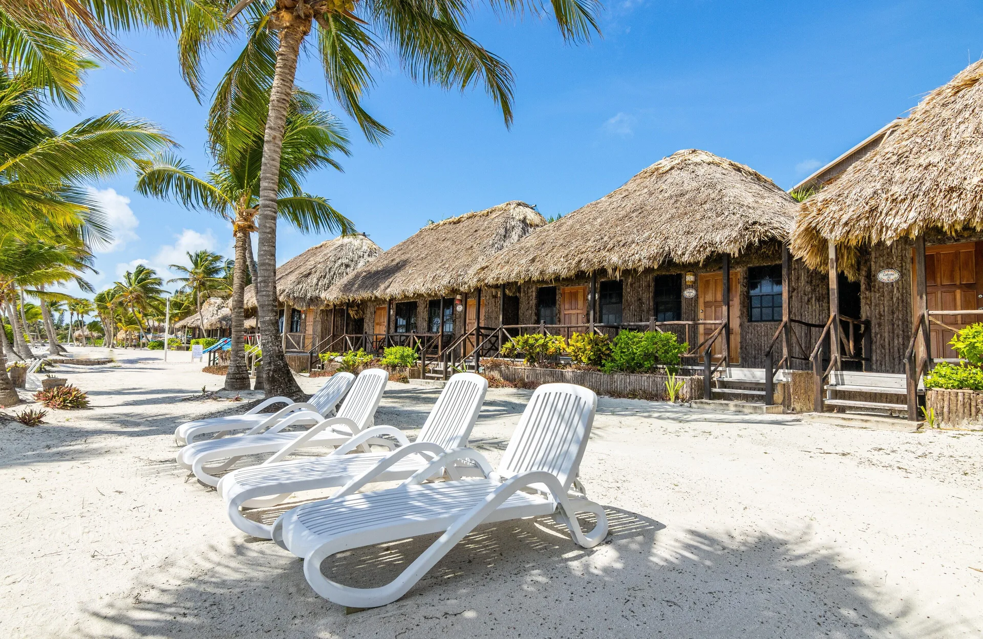Captain Morgan's Retreat casual beachfront Belize resort with villas and island activities