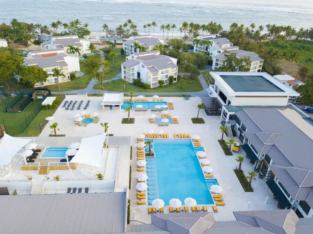 Emotions by Hodelpa Puerto Plata all-inclusive Playa Dorada resort with modern rooms and beachfront pools
