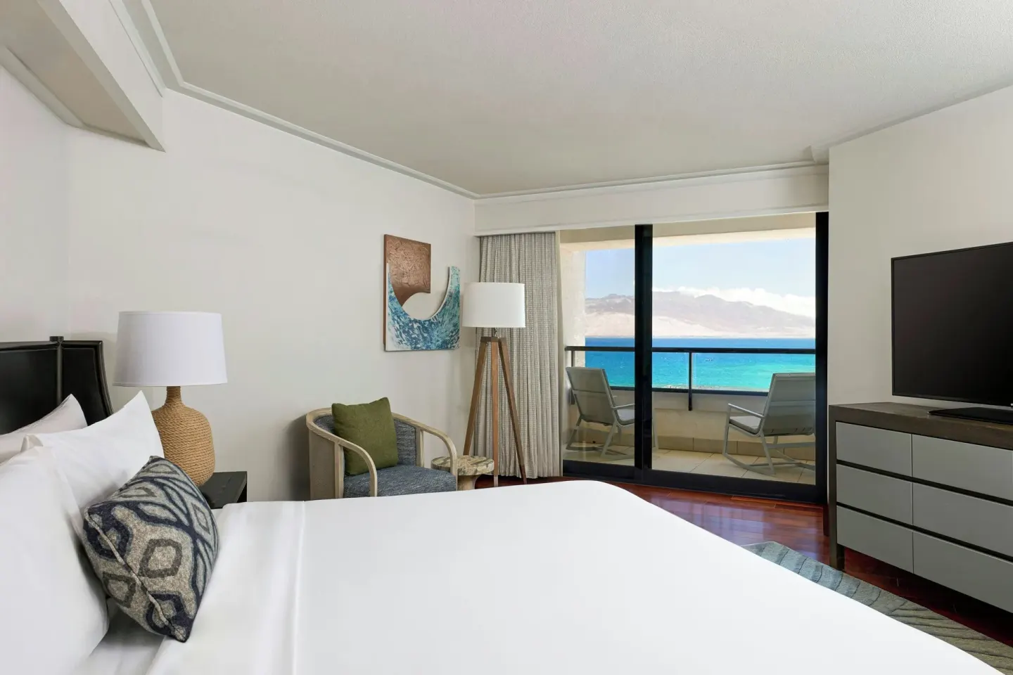 Ocean-view suite bedroom with balcony at Wailea Beach Resort - Marriott, Maui.