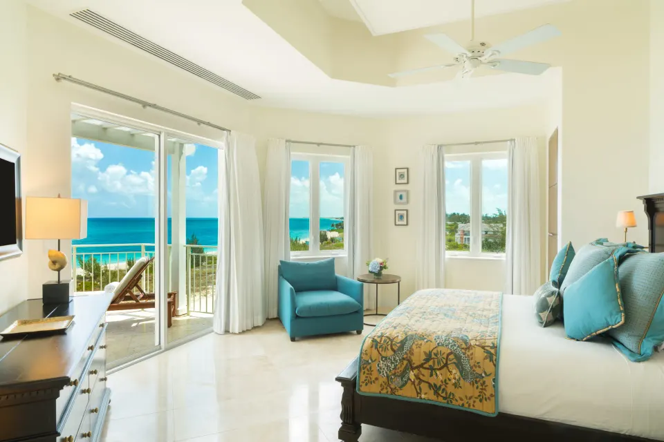 Premier Oceanfront Three Bedroom Suite Official 1