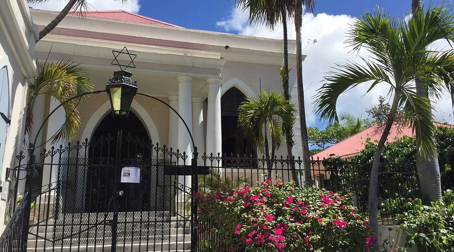 St Thomas Synagogue 10 Min Walk