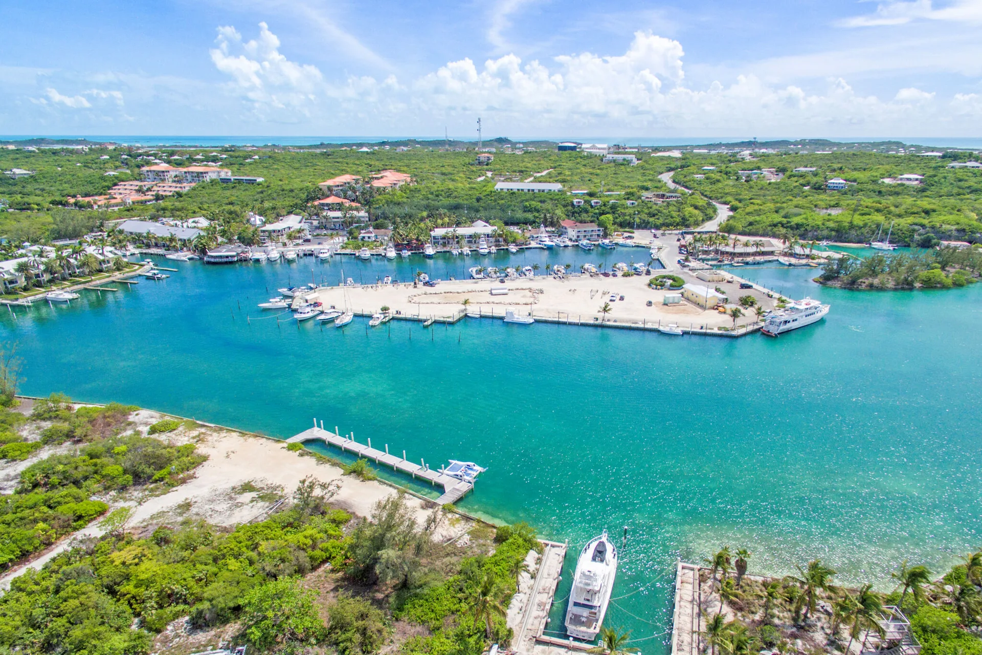 Turtle Cove Marina 15 Min Walk