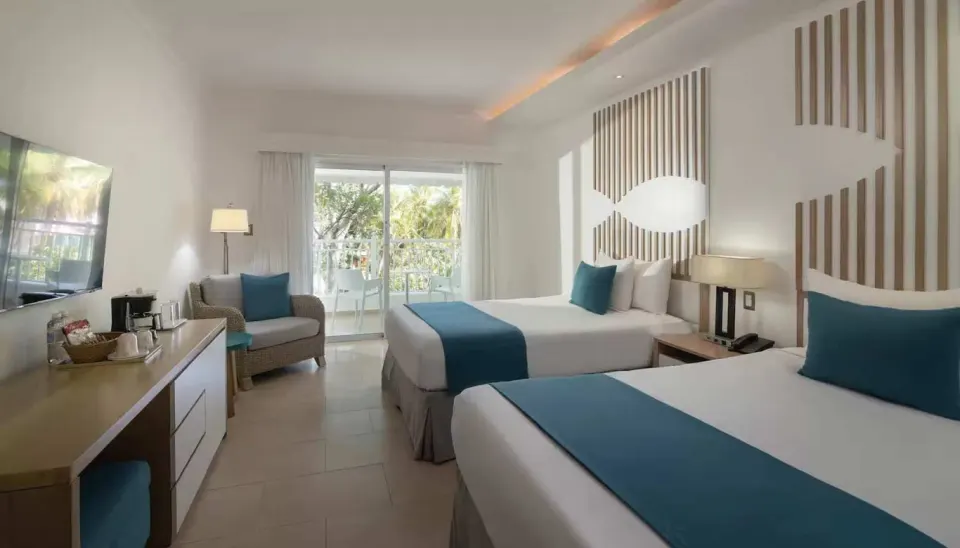 Premium Junior Suite Official 4